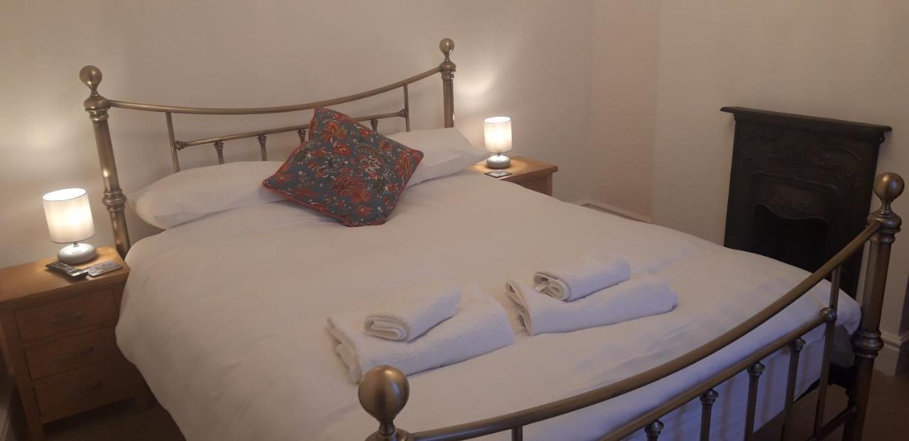 סטרטפורד-אפון-אבון Bodhi Tree Cottage - Grove Road Cottages מראה חיצוני תמונה